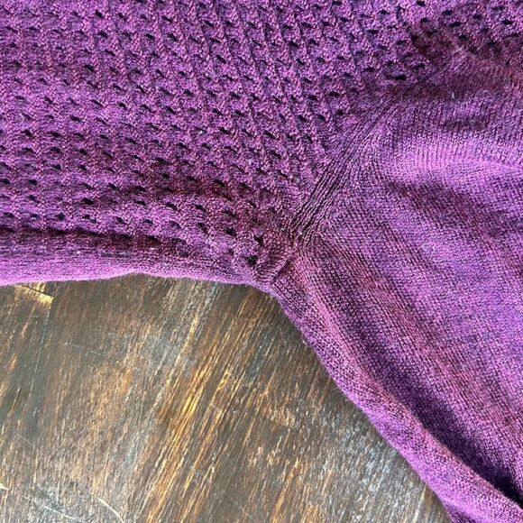 The Limited Small Textured Purple Merino Wool Blend V-Neck Sweater - Picture 4 of 8